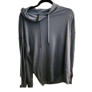Giam Medium-Weight Yoga Hoodie